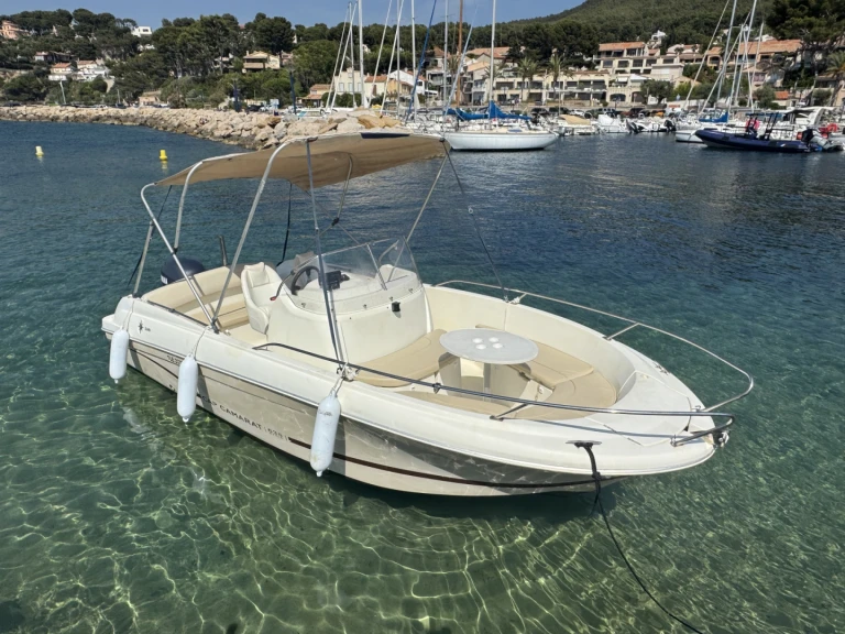 Motorboat rental in La Madrague - Jeanneau Cap Camarat 635