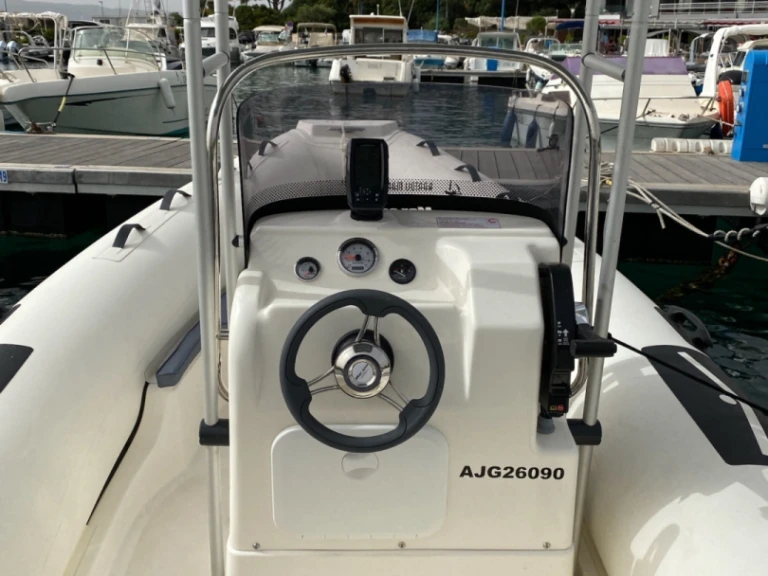 Marsea Marsea SP 90 in Porto Pollo on SamBoat