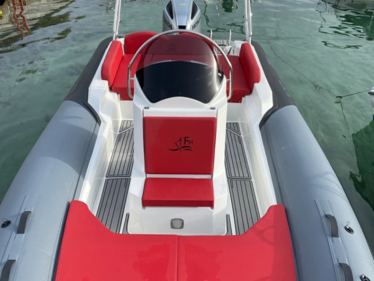 Boat rental Fanale marine  FANALE 700 FALCHETTU in Porto Pollo on Samboat