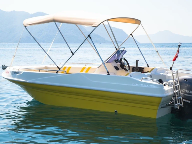 Motorboat for rent Sète at the best price