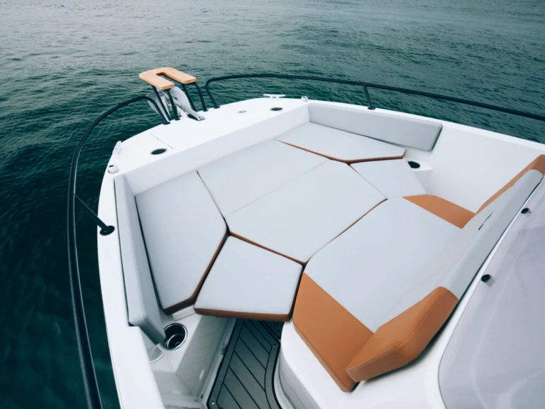 Boat rental Bénéteau Flyer 7 SUNdeck in Sète on Samboat