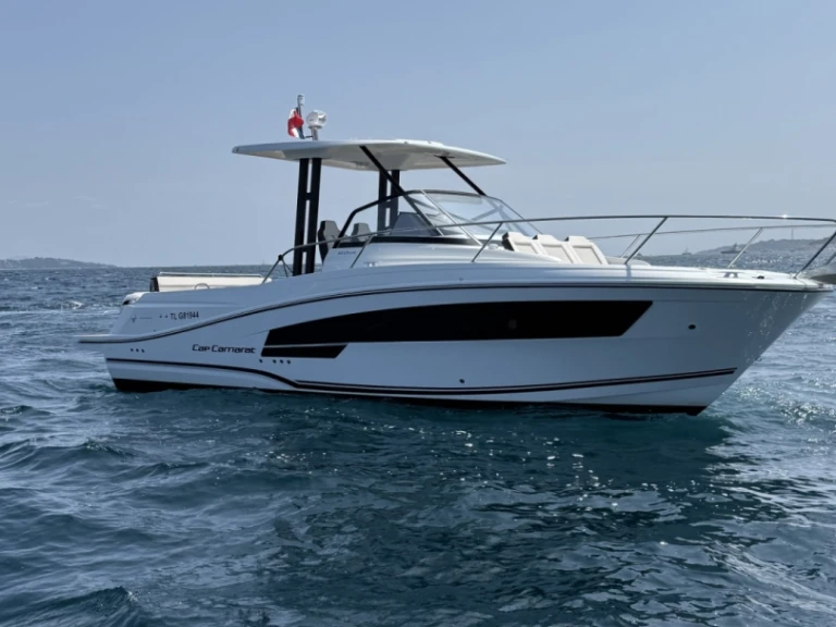 Motorboat rental with or without captain Jeanneau Port Grimaud