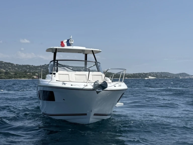 Motorboat for rent Port Grimaud at the best price