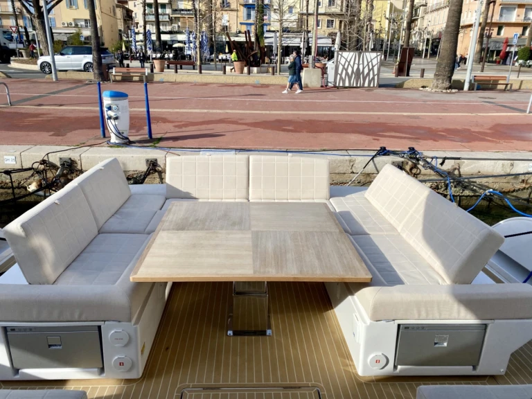 Luxury Yacht rental in Saint-Tropez - Pardo Yachts PARDO 52 GT