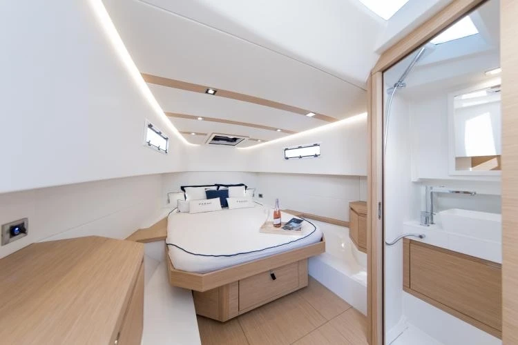 Boat rental Pardo Yachts Pardo 38 in Port Grimaud on Samboat