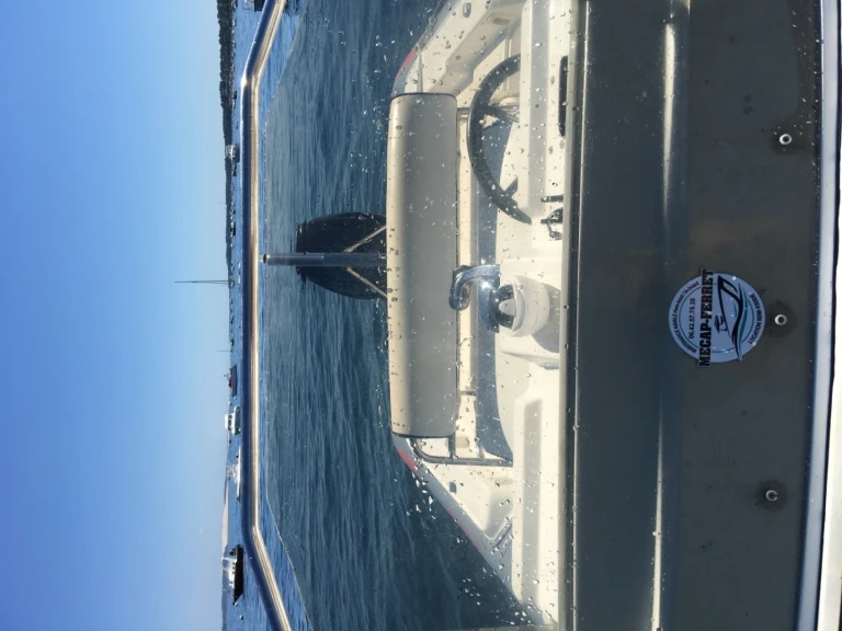 Boat rental Joker Boat Clubman 26 in Lège-Cap-Ferret on Samboat