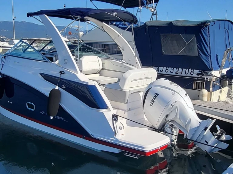 Régal REGAL 26 XO charter bareboat or captained in  Porticcio