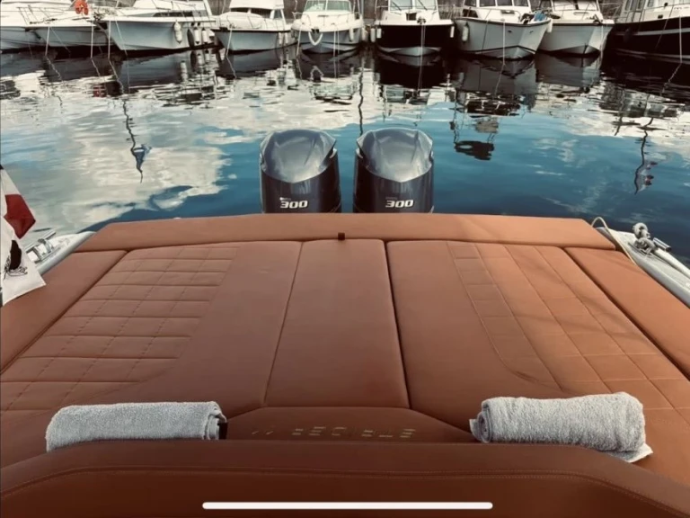Sacs SACS 10 STRIDER charter bareboat or captained in  Ajaccio