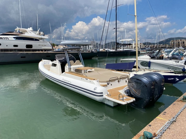 Rent a Capelli Tempest 40 Cogolin