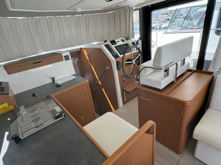 Yacht charter Ajaccio cheap Swift Trawler 35