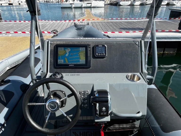 Bareboat Rental RIB Highfield with a boat licence