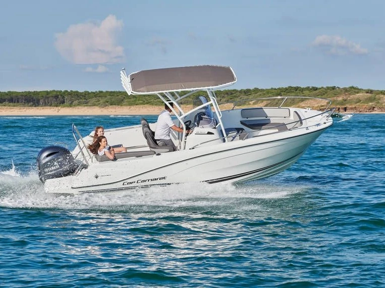Rent a Jeanneau Cap Camarat 6.5 CC Serie 3 La Forêt-Fouesnant