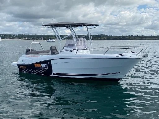 Yacht charter La Forêt-Fouesnant cheap Cap Camarat 6.5 CC Serie 3