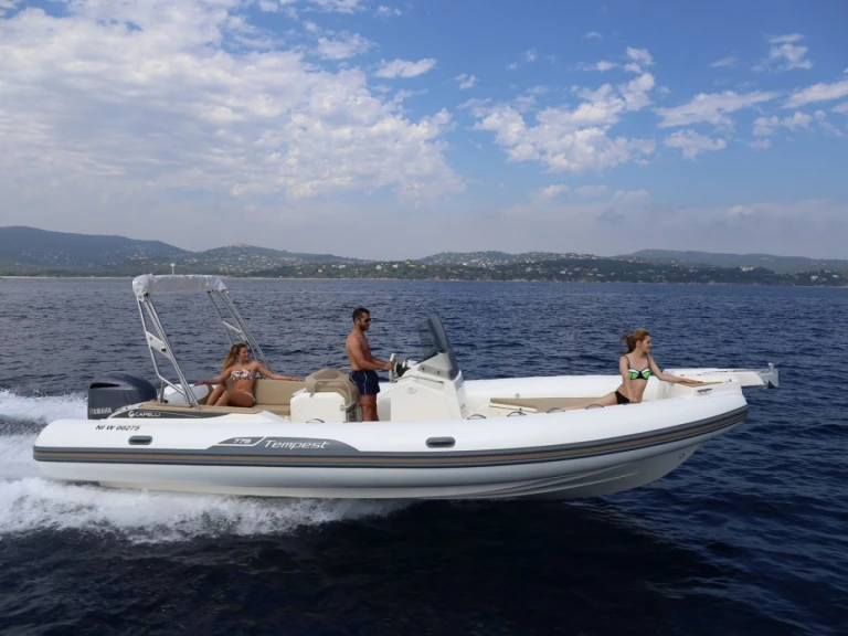 RIB rental in Saint-Raphaël - Capelli Tempest 775
