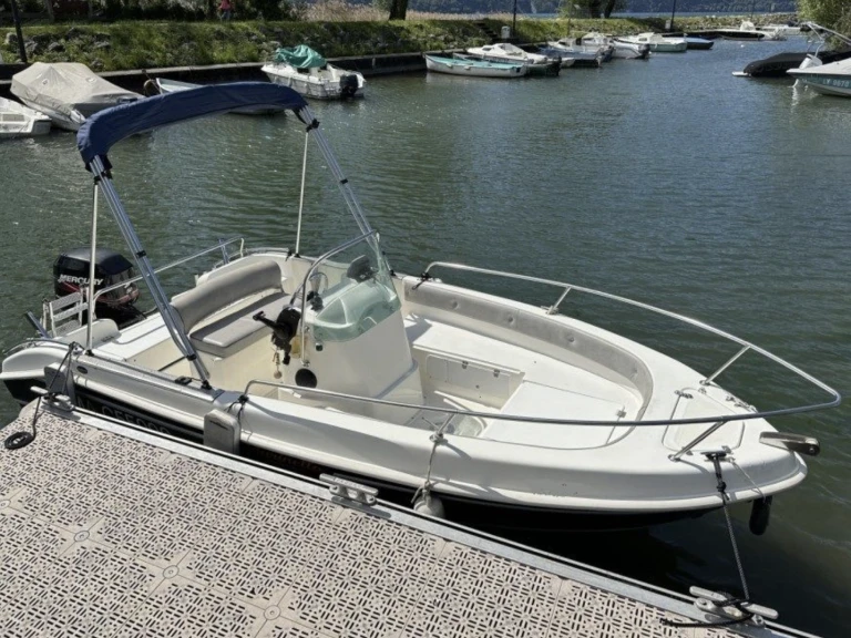 Marinello Fisherman 16 charter bareboat or captained in  Aix-les-Bains