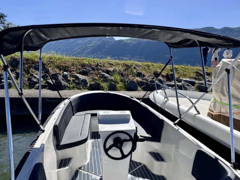 Boat rental BRB 555 in Aix-les-Bains on Samboat