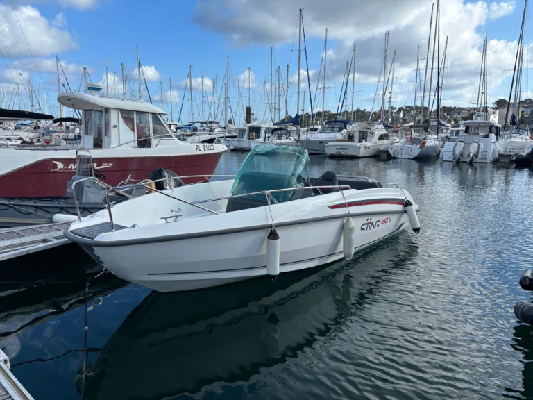 Motorboat rental in Trébeurden - Nordkapp STING 610s