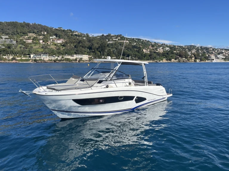 Motorboat rental with or without captain Jeanneau Cannes