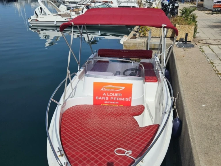 Bareboat Rental Motorboat B2 Marine with a boat licence