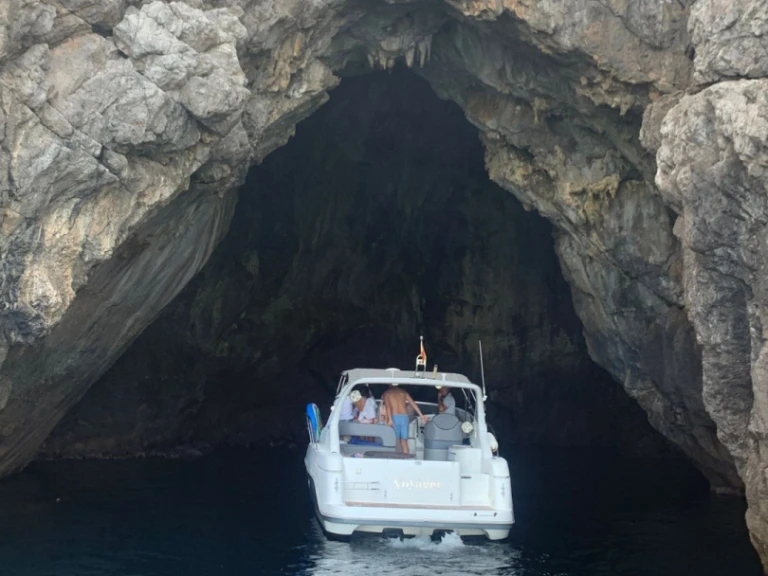 Motorboat rental in Can Picafort - Sessa Marine Oyster 35