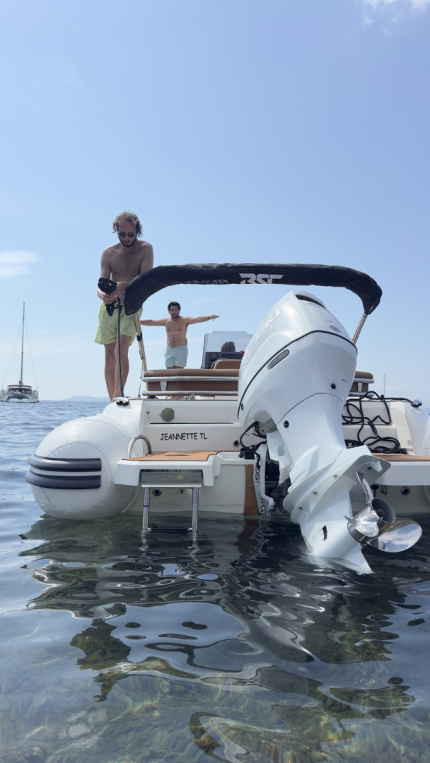 RIB for rent Hyères at the best price