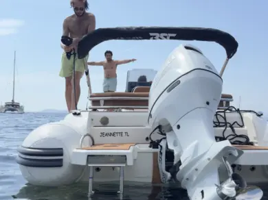 RIB for rent Hyères at the best price