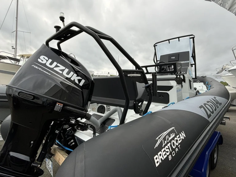 Bareboat Rental RIB Zodiac with a boat licence
