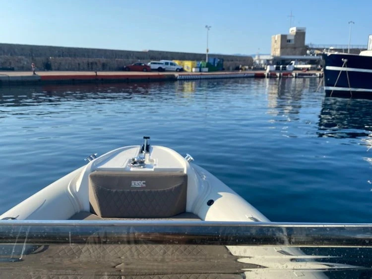 Yacht charter Ajaccio cheap Activ 605 Open