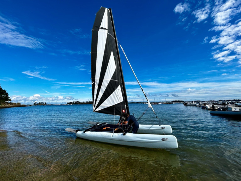 Catamaran rental in Arradon - Dart DART 16