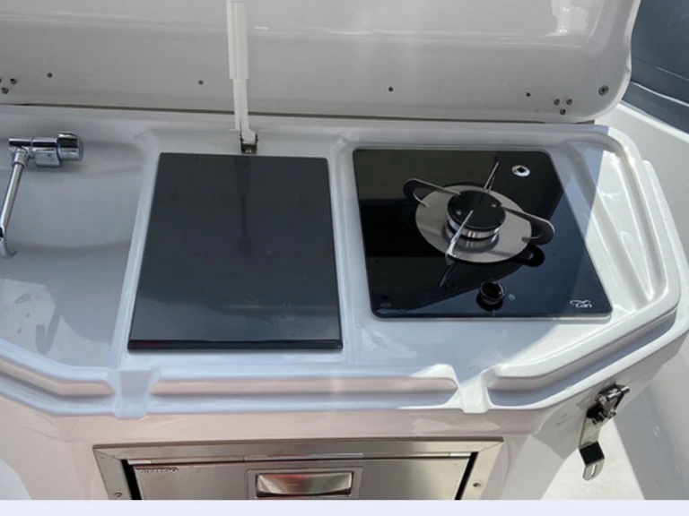 Motorboat rental with or without captain Salpa Port Grimaud