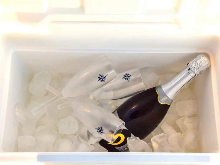 Motorboat for rent Porto Cesareo at the best price