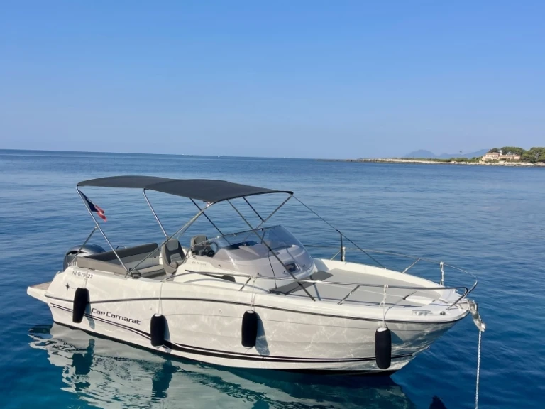 Bareboat Rental Motorboat Jeanneau with a boat licence