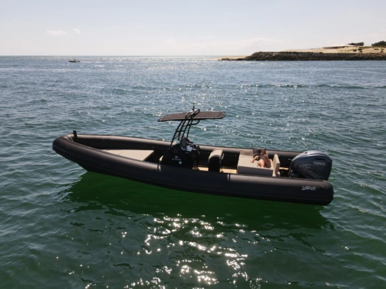 Boat rental Sea Water Sea Water Phantom 280 in Lège-Cap-Ferret on Samboat
