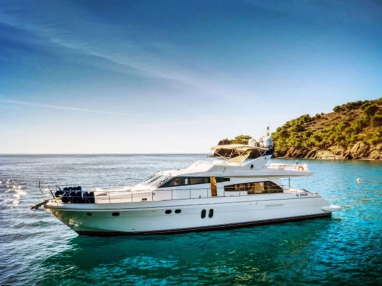 Luxury Yacht rental with or without captain Guy Couach Marseille