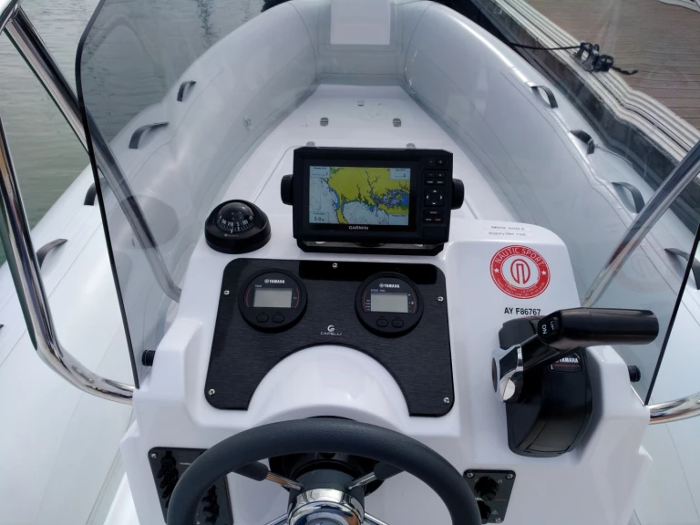 Boat rental Capelli Tempest 625 Easy in La Trinité-sur-Mer on Samboat