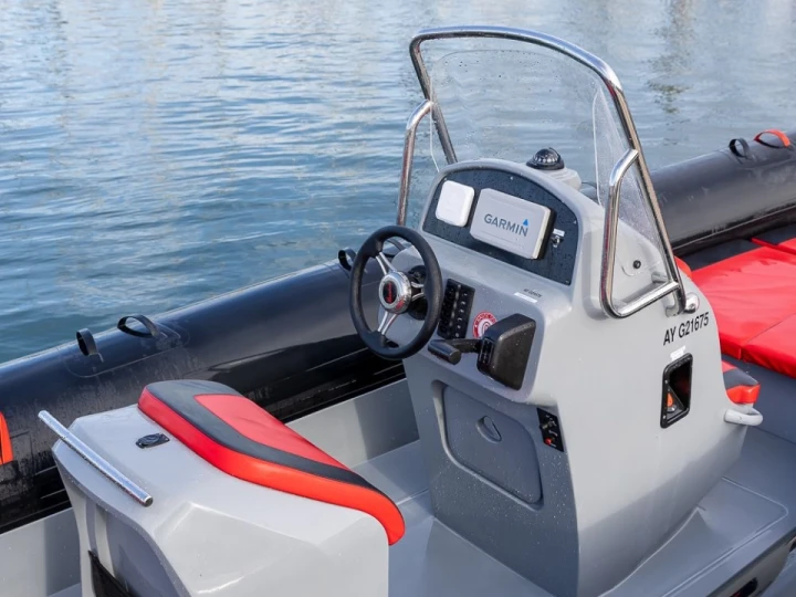Bareboat Rental RIB Marshall with a boat licence