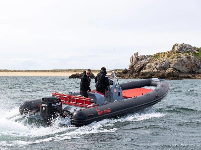 Marshall MARSHALL M6 in La Trinité-sur-Mer on SamBoat