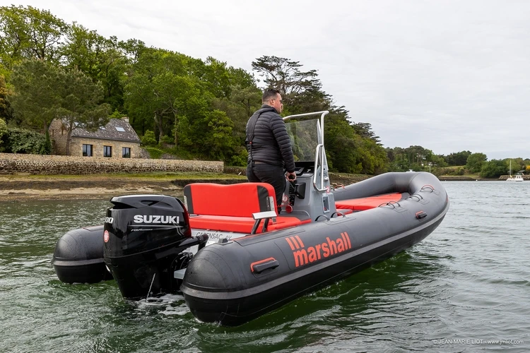 RIB rental in La Trinité-sur-Mer - Marshall MARSHALL M2