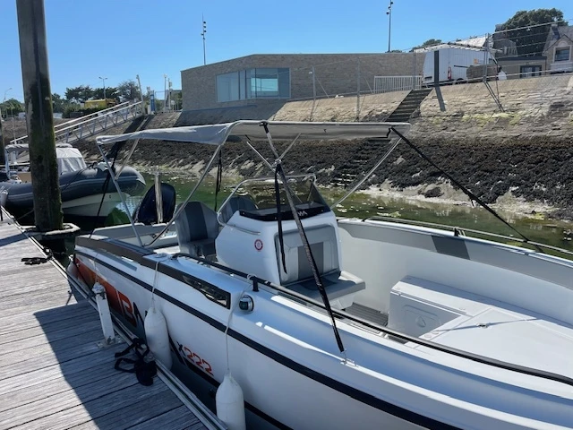 Boat rental BMA BOATS BMA X222 in La Trinité-sur-Mer on Samboat