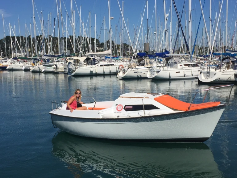 Bénéteau California 550 in La Trinité-sur-Mer on SamBoat