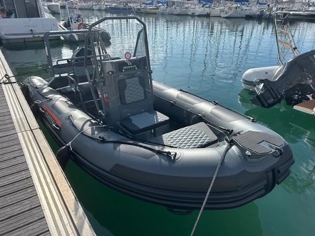 Highfield HIGHFIELD 54 PATROL COASTER in La Trinité-sur-Mer on SamBoat