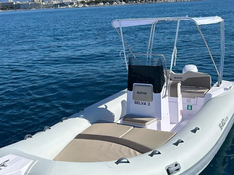 Rent a Selva Selva 540 Stile Antibes