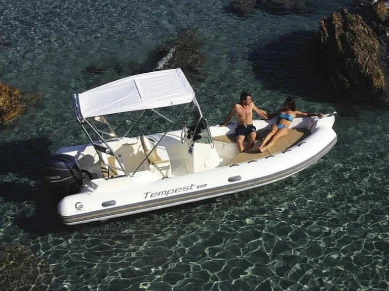Bareboat Rental RIB Capelli with a boat licence