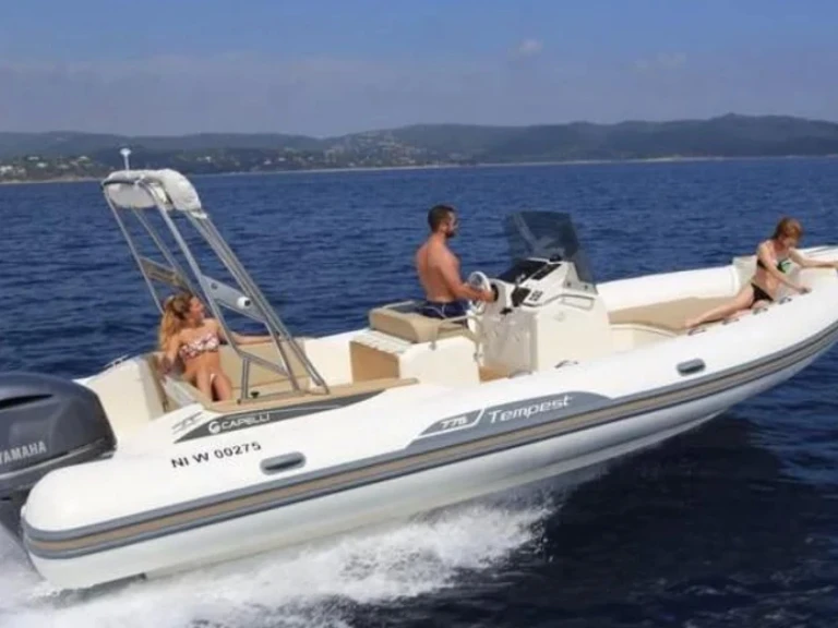 Boat rental Capelli Tempest 775 in Antibes on Samboat
