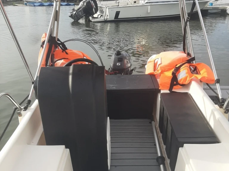 Motorboat rental in Le François - Whaly Whaly 450