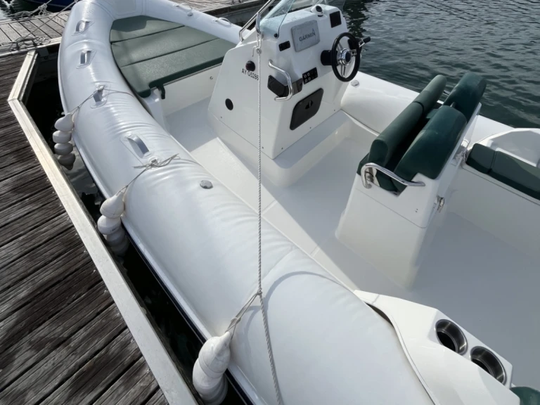 Motorboat rental in La Trinité-sur-Mer - Quicksilver Quicksilver 555 Activ Open