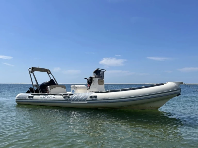 Rent a Lomac Lomac 600 IN Grand Piquey