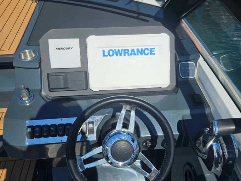 Motorboat rental in Propriano - Parker 800 CRUISER