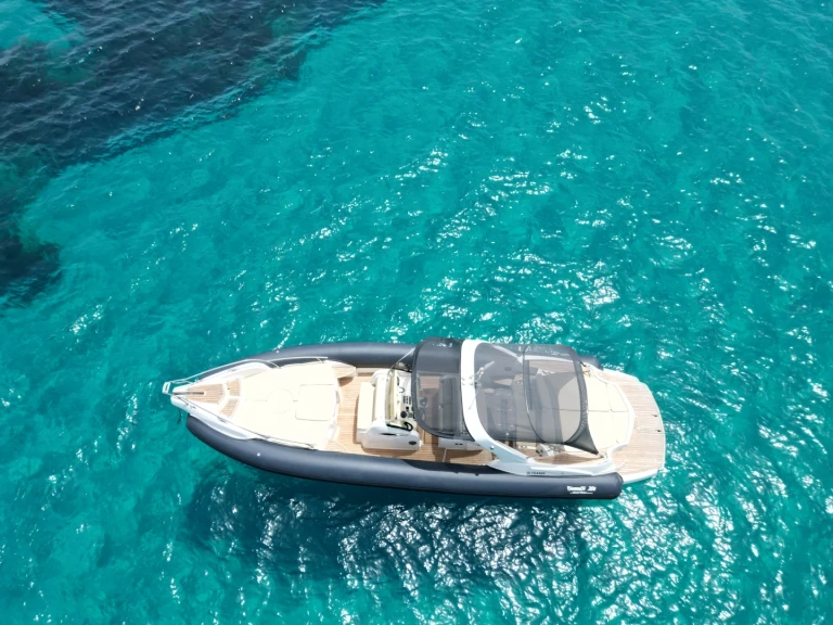 Bareboat Rental RIB Marlin Boat with a boat licence