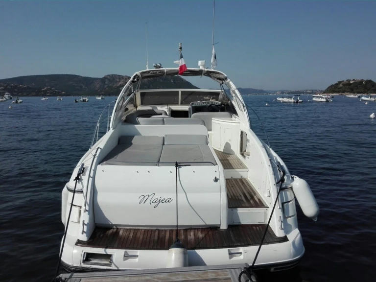 Rent a Princess Princess V42 Porto-Vecchio